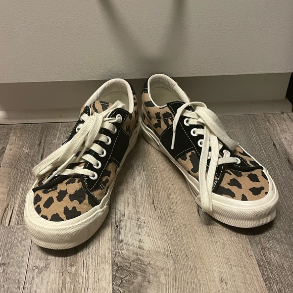 Vans black/ tan leopard cheetah sneakers size 7 - Picture 1 of 6